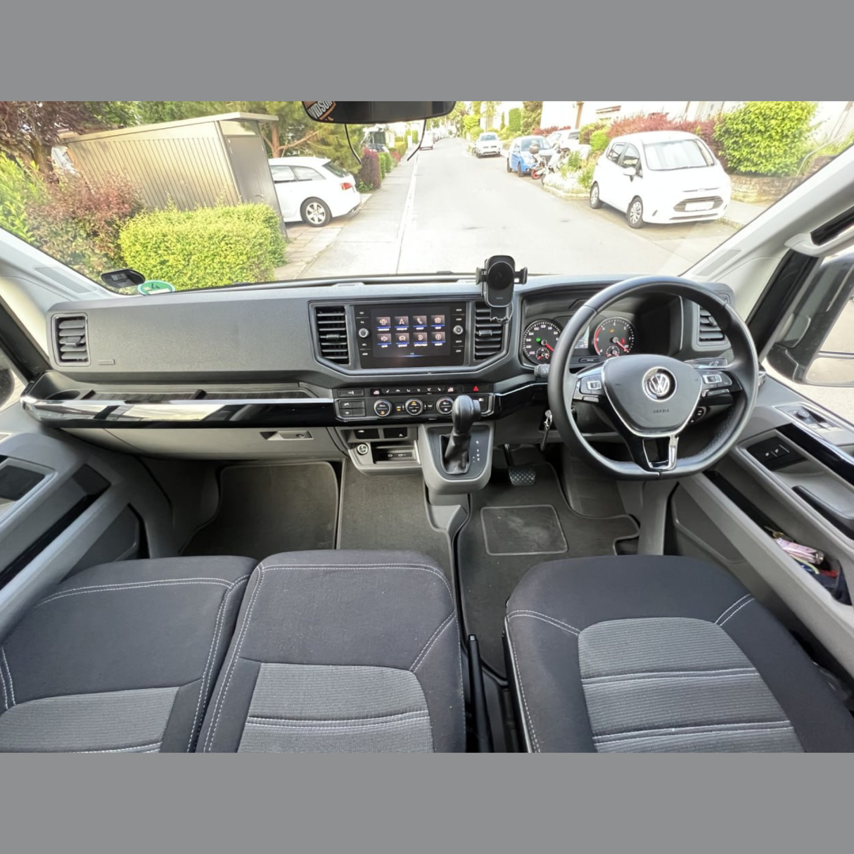For MAN TGE RHD Lower Dash Styling Trims - Gloss Black (Set of 6) | Van-X