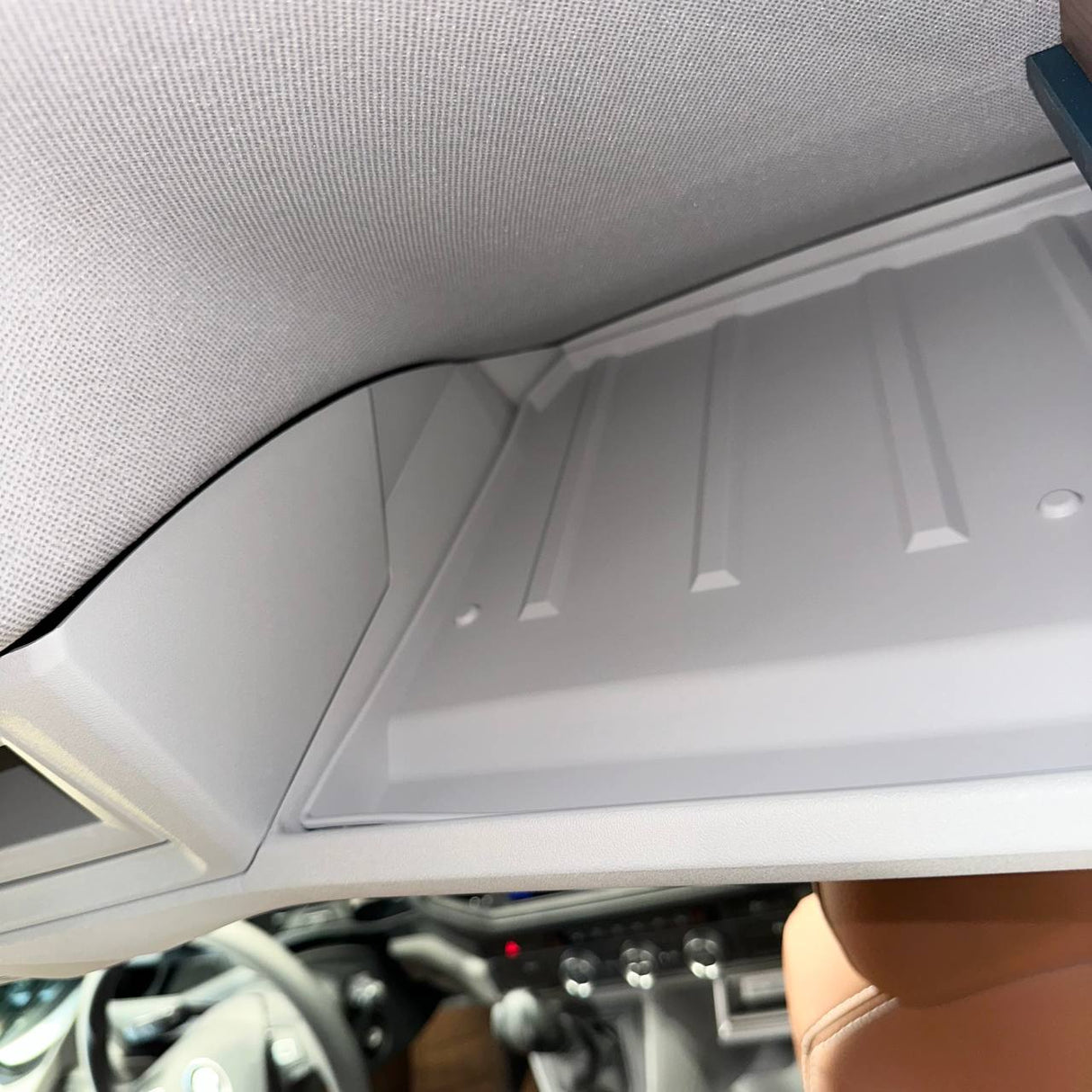 For MAN TGE Front Cab Shelf Light Grey Rubber Inserts – Storage Liner (2018-2025)