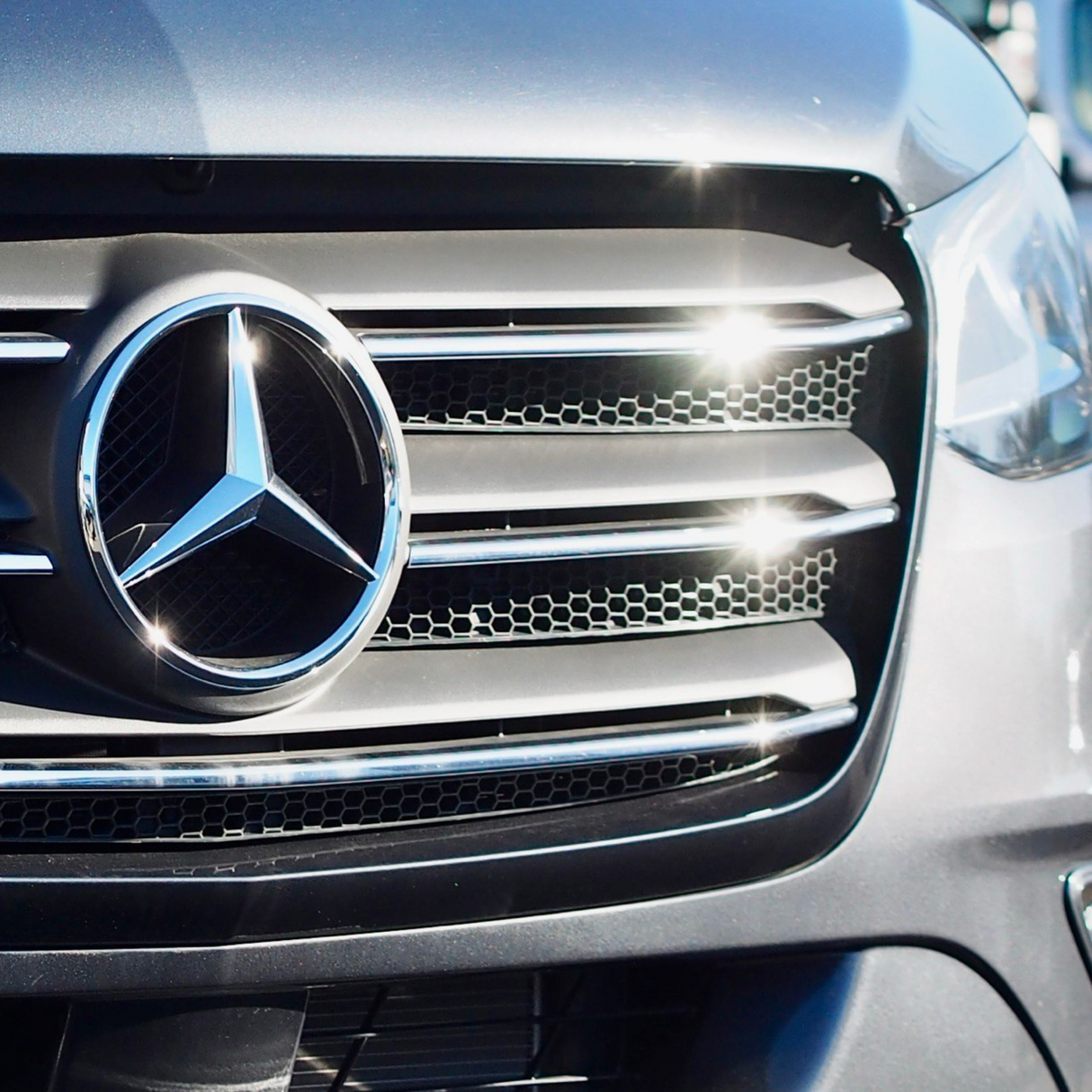 For Mercedes Sprinter Dodge 907 Honeycomb Upper Grille Mesh Set - 5 Piece Kit | Van-X