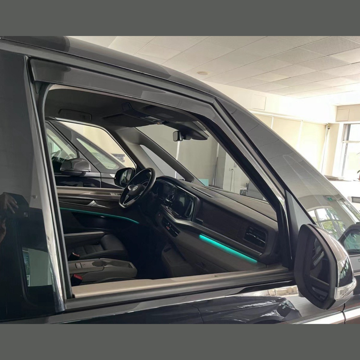 For VW T7 Multivan / Caravelle In-Channel Tinted Wind Deflectors – Van-X