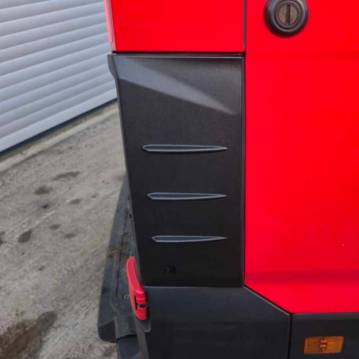 Airson Luchd-dìon Solais Cùil MAN TGE - Dìon Hammerite Dubh Matte as Fheàrr (2018+)