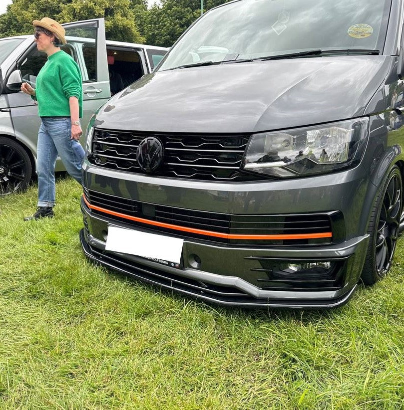 For VW T6 Front Grille R-Line (2 in 1) Badged/Badgeless - Gloss Black