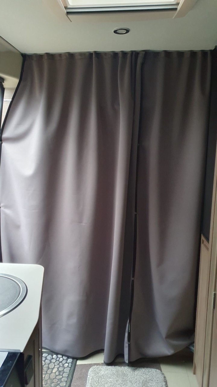 For Fiat Ducato & Ram ProMaster Motorhome Campervans Premium Maxi-Cab Divider Curtain with Rail - Van-X