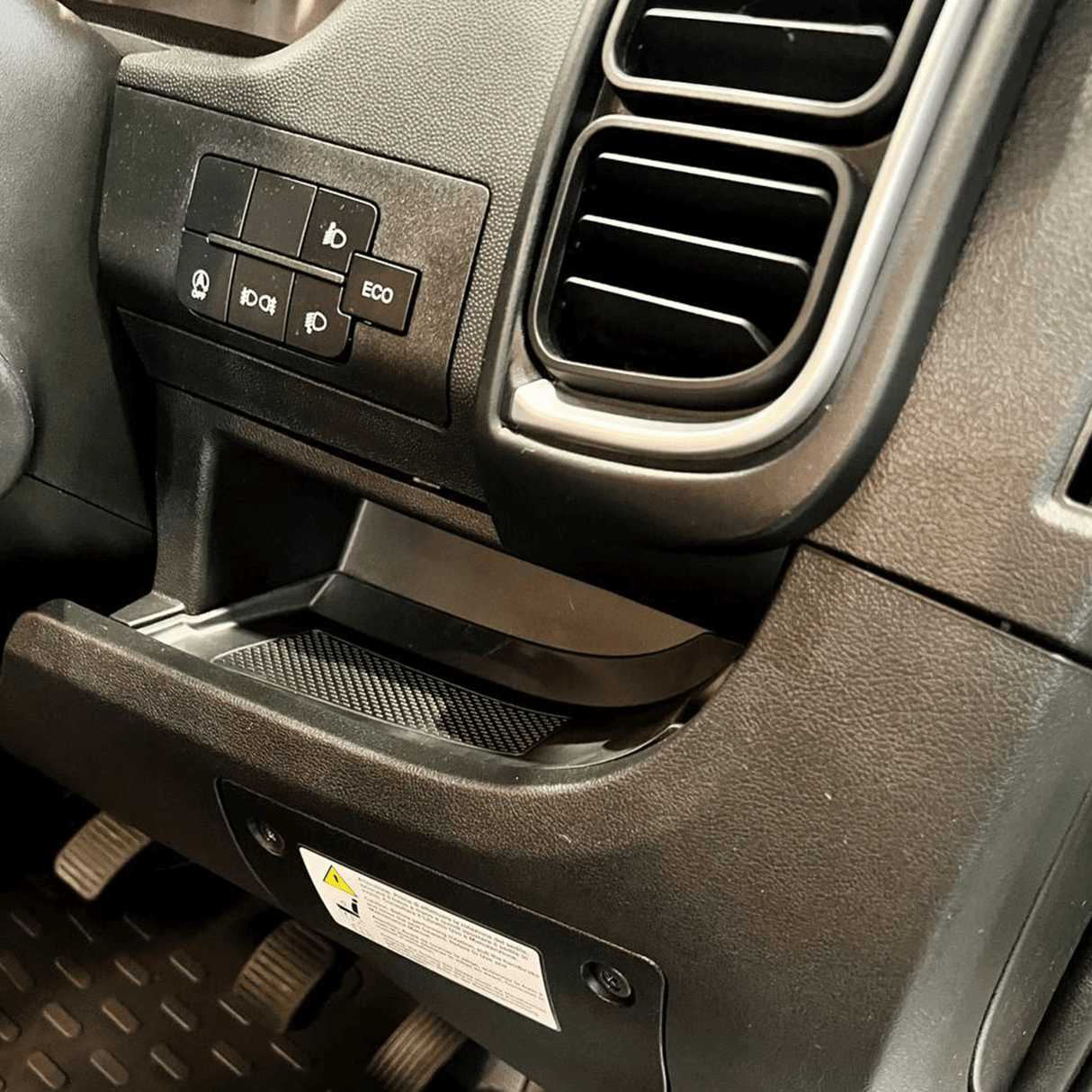 Citroen Relay motorhome, campervan race home Lower New Dashboard Rubber Inserts/Mats Black RHD