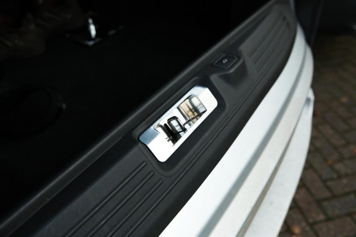 For Range Rover Vogue / Range Rover Sport Boot Lock + Grab Handle