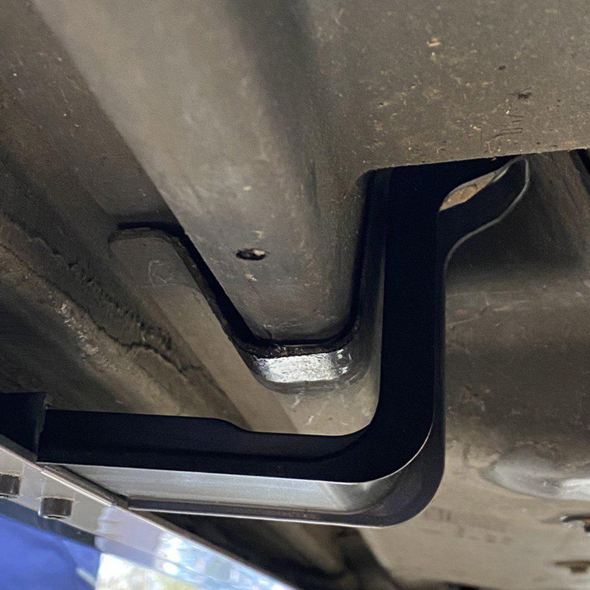 For VW T5, T5.1 SWB Side Skirts Reflex Silver Plastic Painted and Ready to Fit (B-Grade)