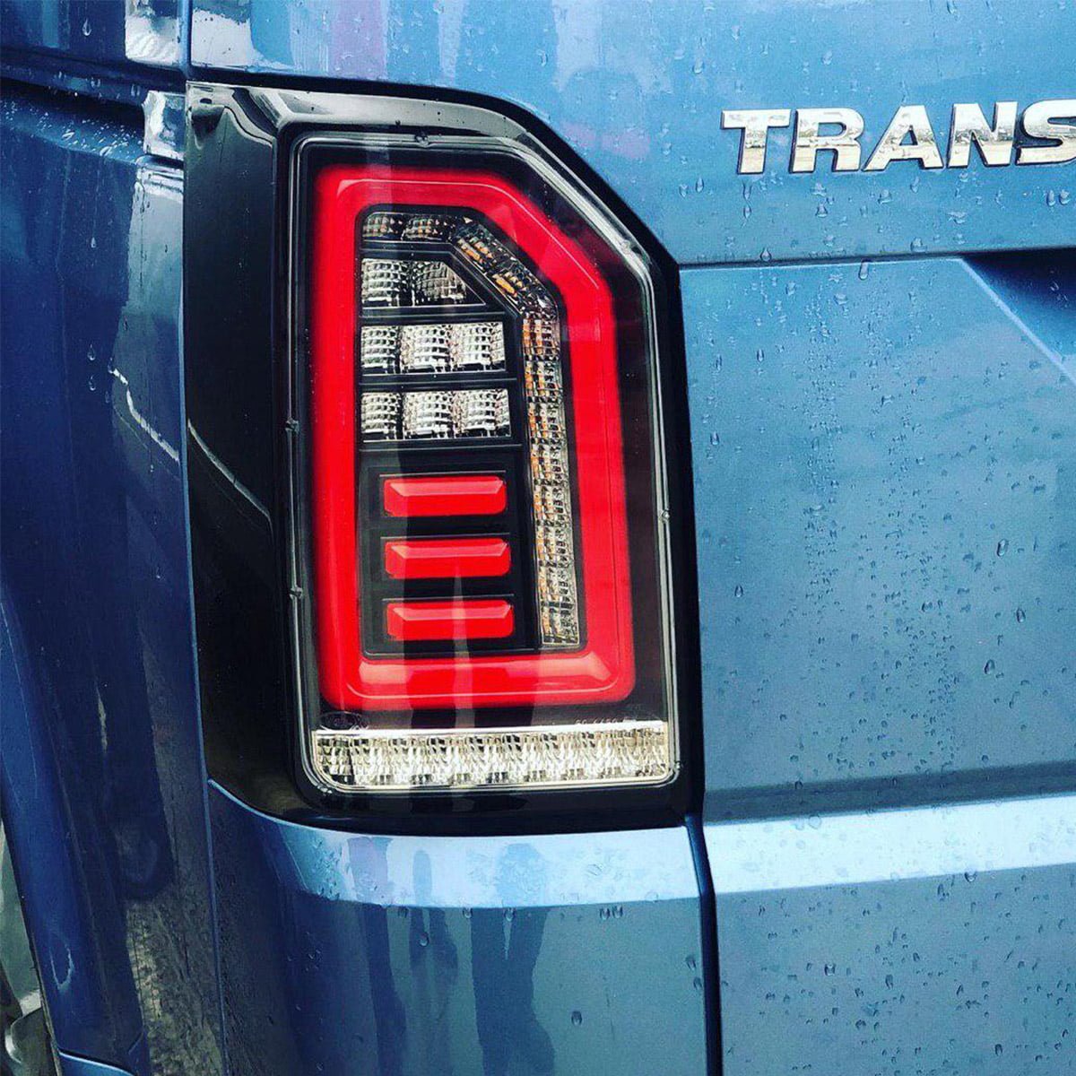 For VW T6 15-20 Transporter Tailgate LED Rear Lights Clear