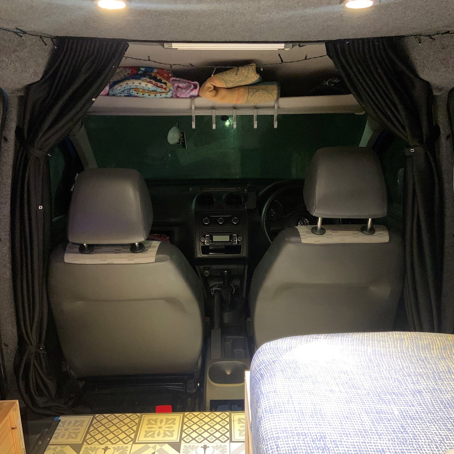 VW Caddy Cab Divider Curtain Kit