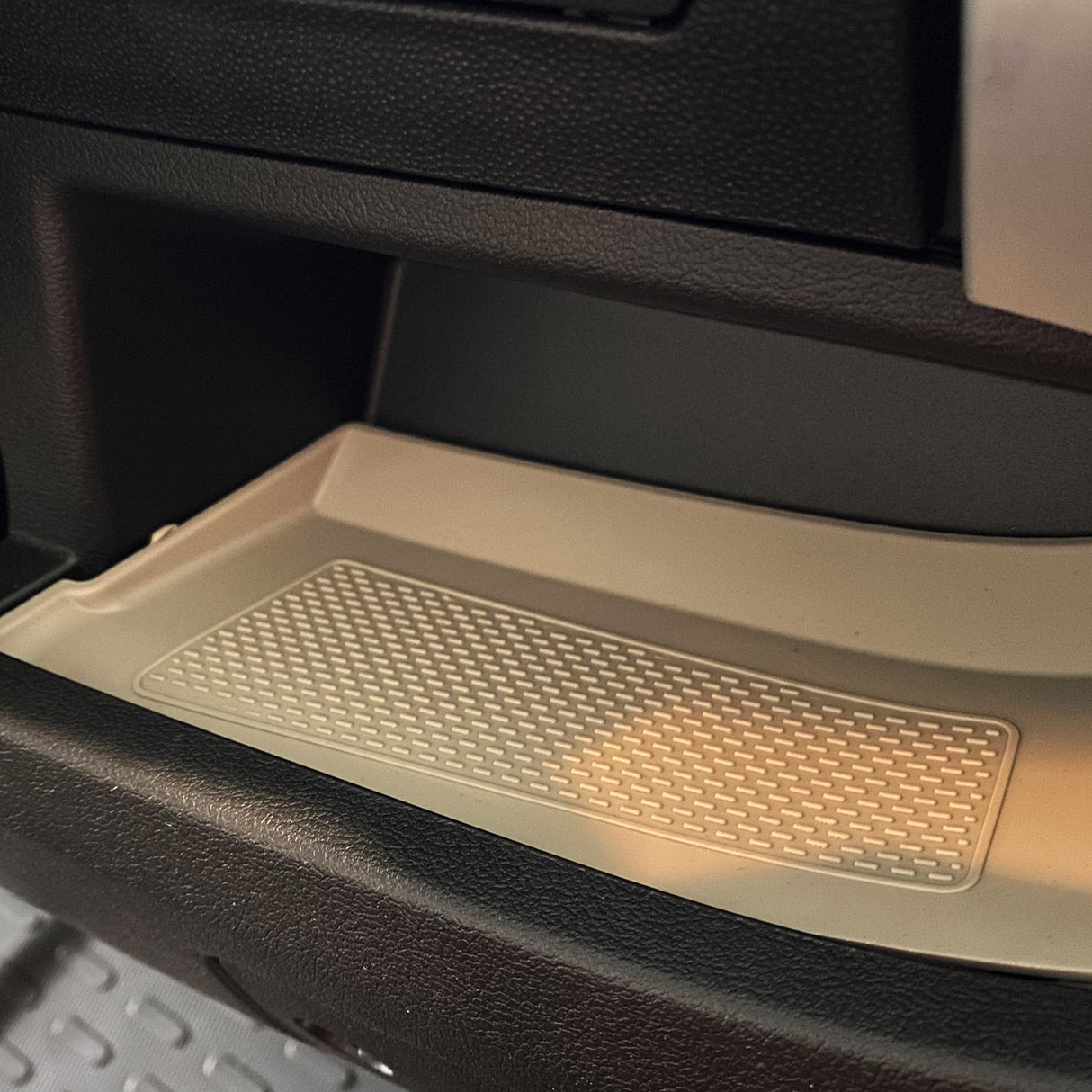 For Citroen Relay Motorhome Lower Dashboard Rubber Inserts/Mats - Light Grey RHD