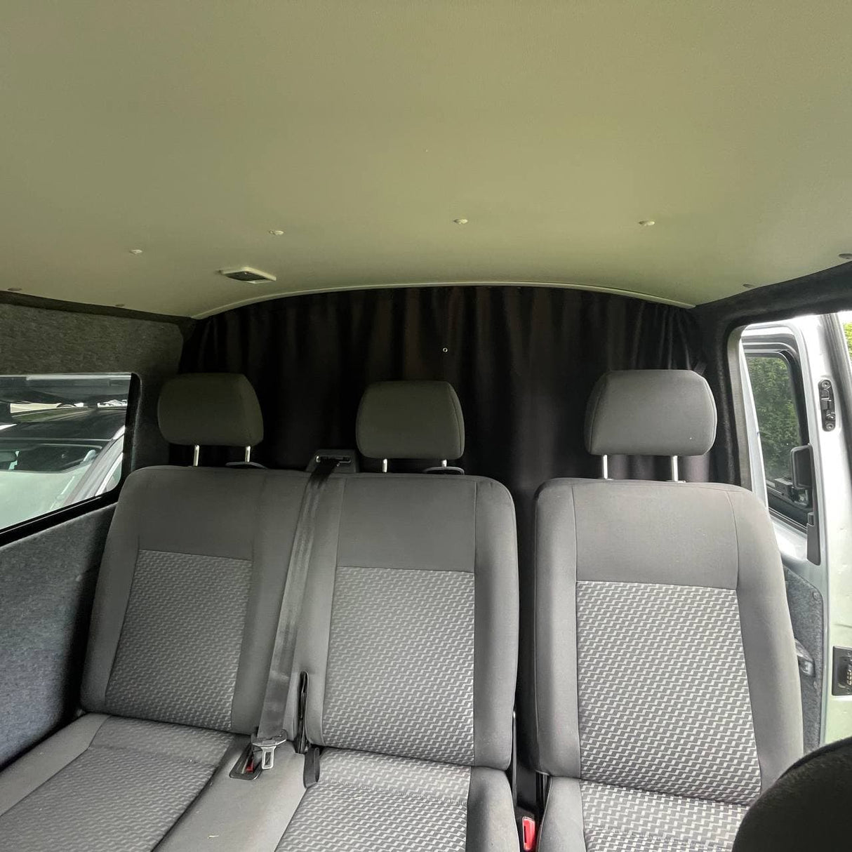 For VW T6,T6.1 Transporter Cab Divider Curtain Kit with Rail Premium Quality - Van-X