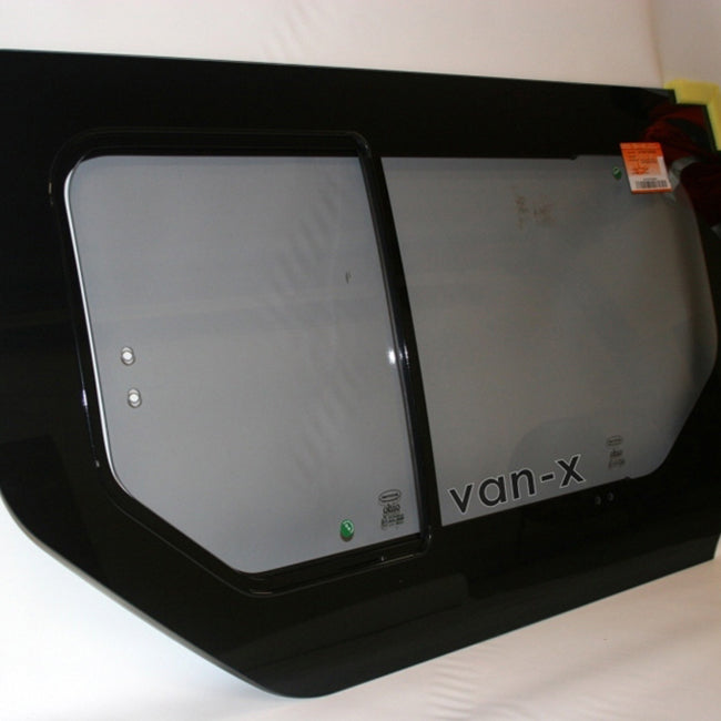 thumbnail image 2 of Ultimate Styling Heated Aspherical Driver Side Wing Mirror Glass For Renault Trafic Van (2014-2021) 2 of 3