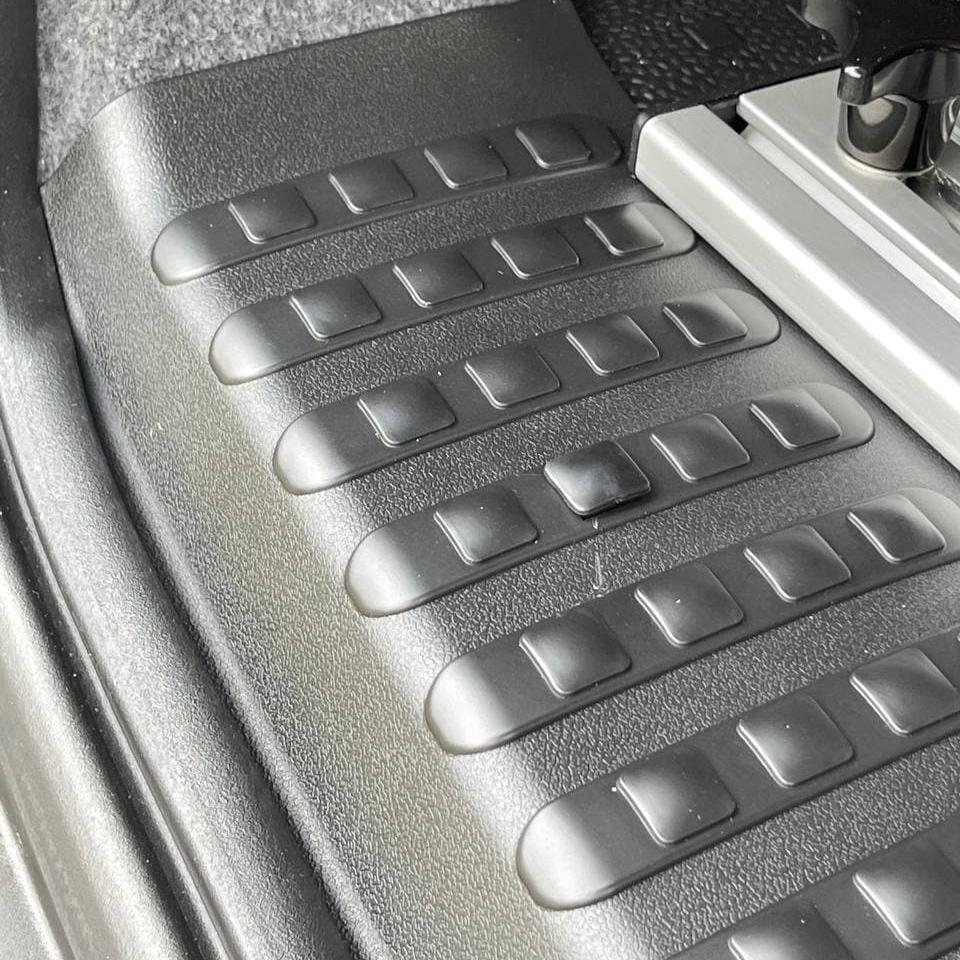 For VW T6 V3 Barndoor Rear Threshold Cover Camper Conversion Parts Including Screws and Caps