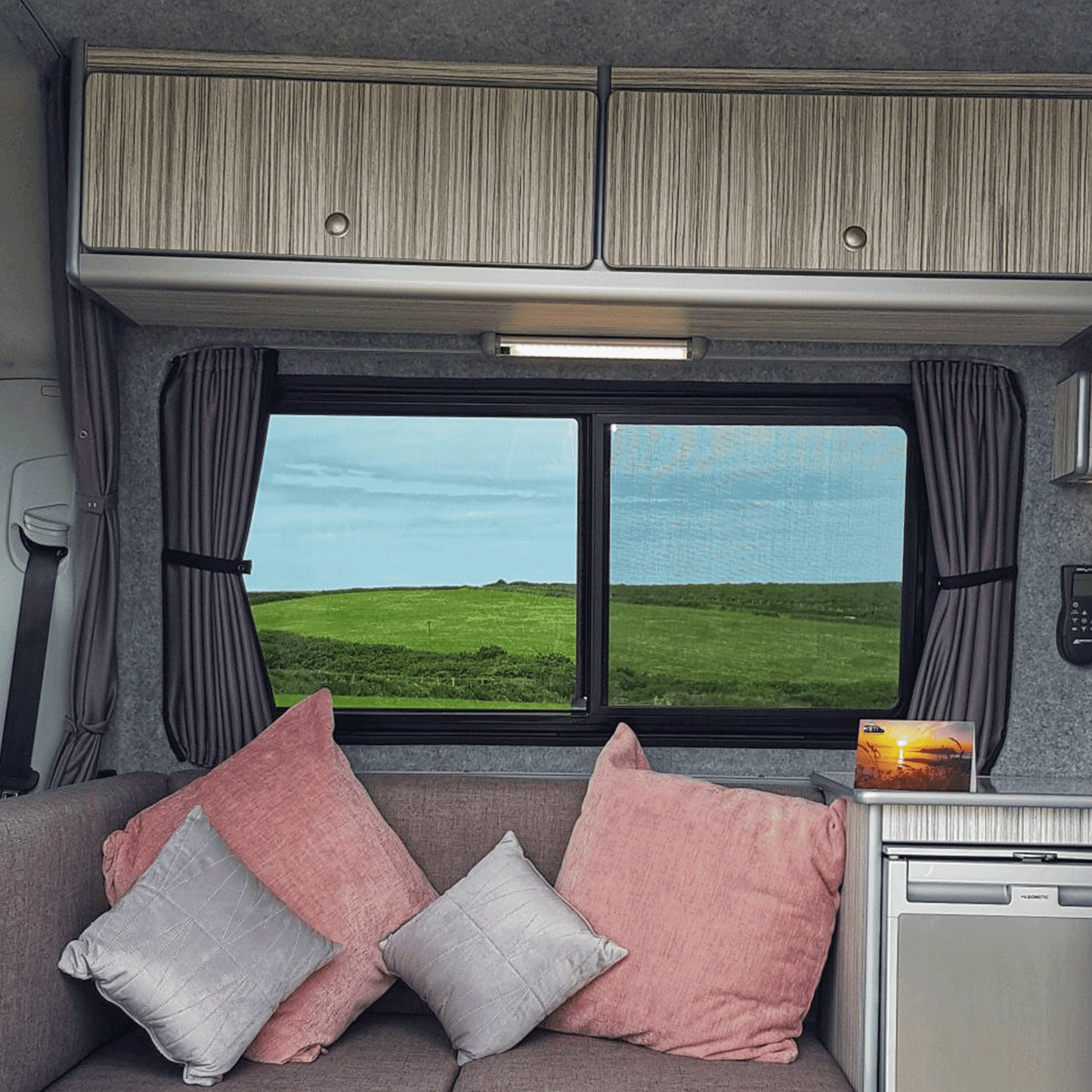 MAN TGE /New Crafter Premium 1 x Side Window Curtains Campervan Conversion Blackout Van-X