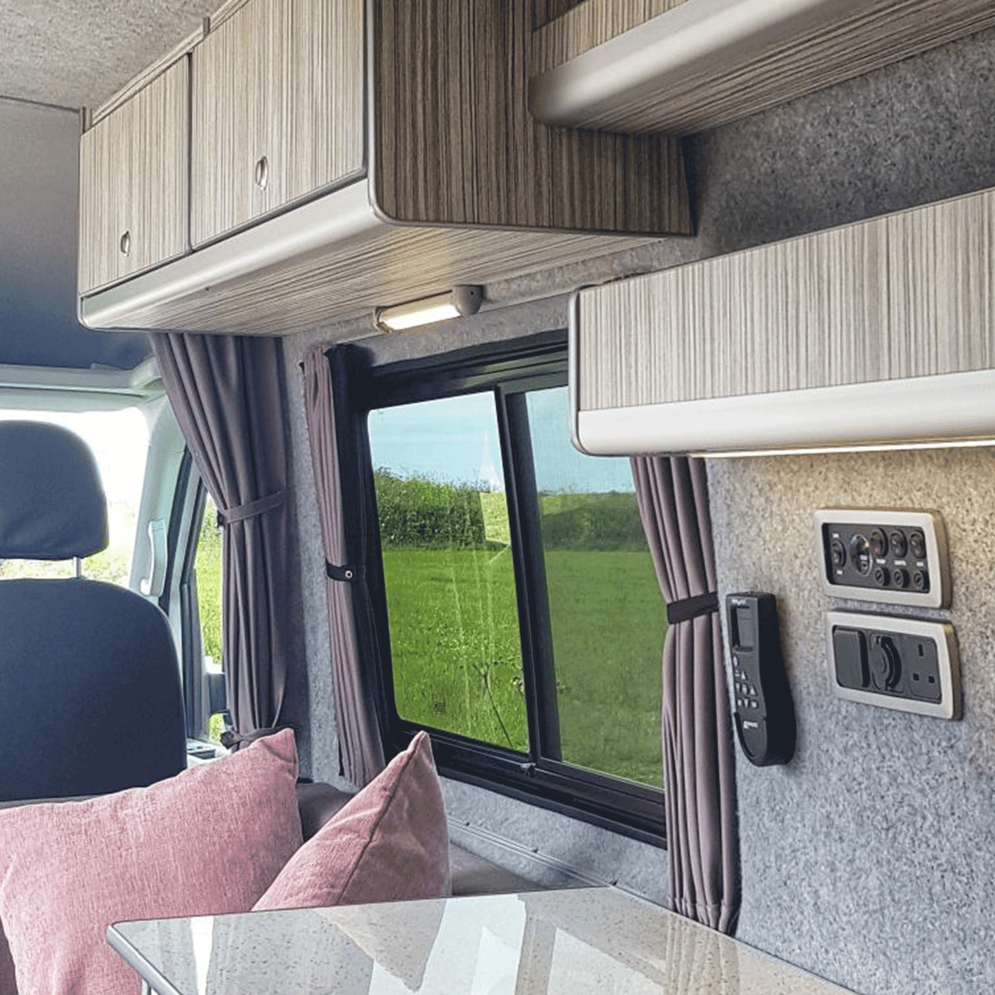 MAN TGE /New Crafter Premium 1 x Side Window Curtains Campervan Conversion Blackout Van-X