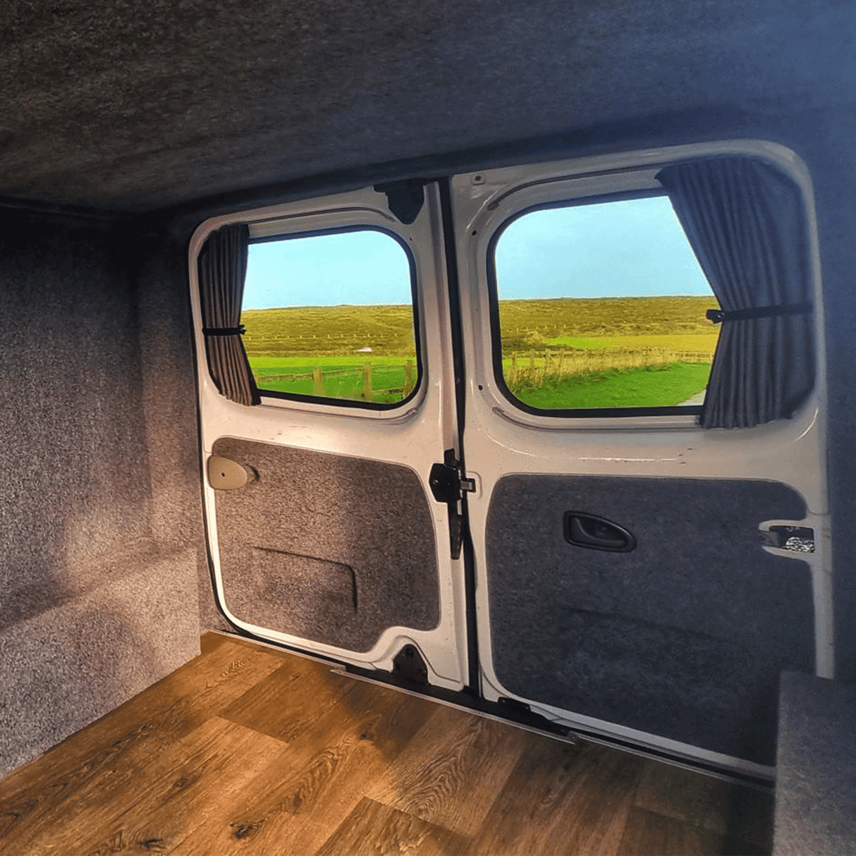 For Vauxhall Vivaro Premium 1 x Barndoor Window Curtains Van-X
