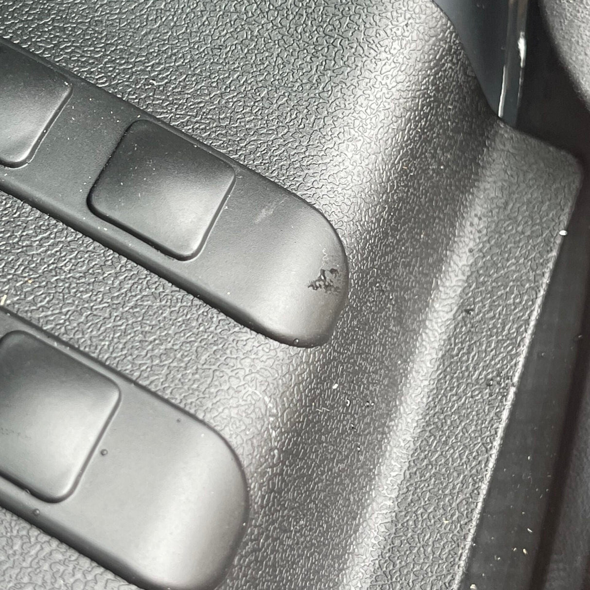 For VW T5, T5.1 V3 Barndoor Rear Threshold Cover Camper Conversion Parts Including Screws and Caps