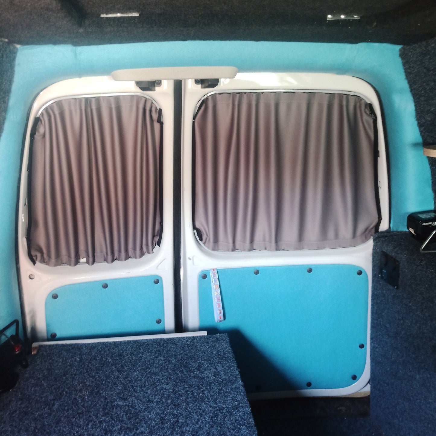 VW Caddy Premium 2 x Side Sliding Door 1 x Barndoor Window Curtains Van-X