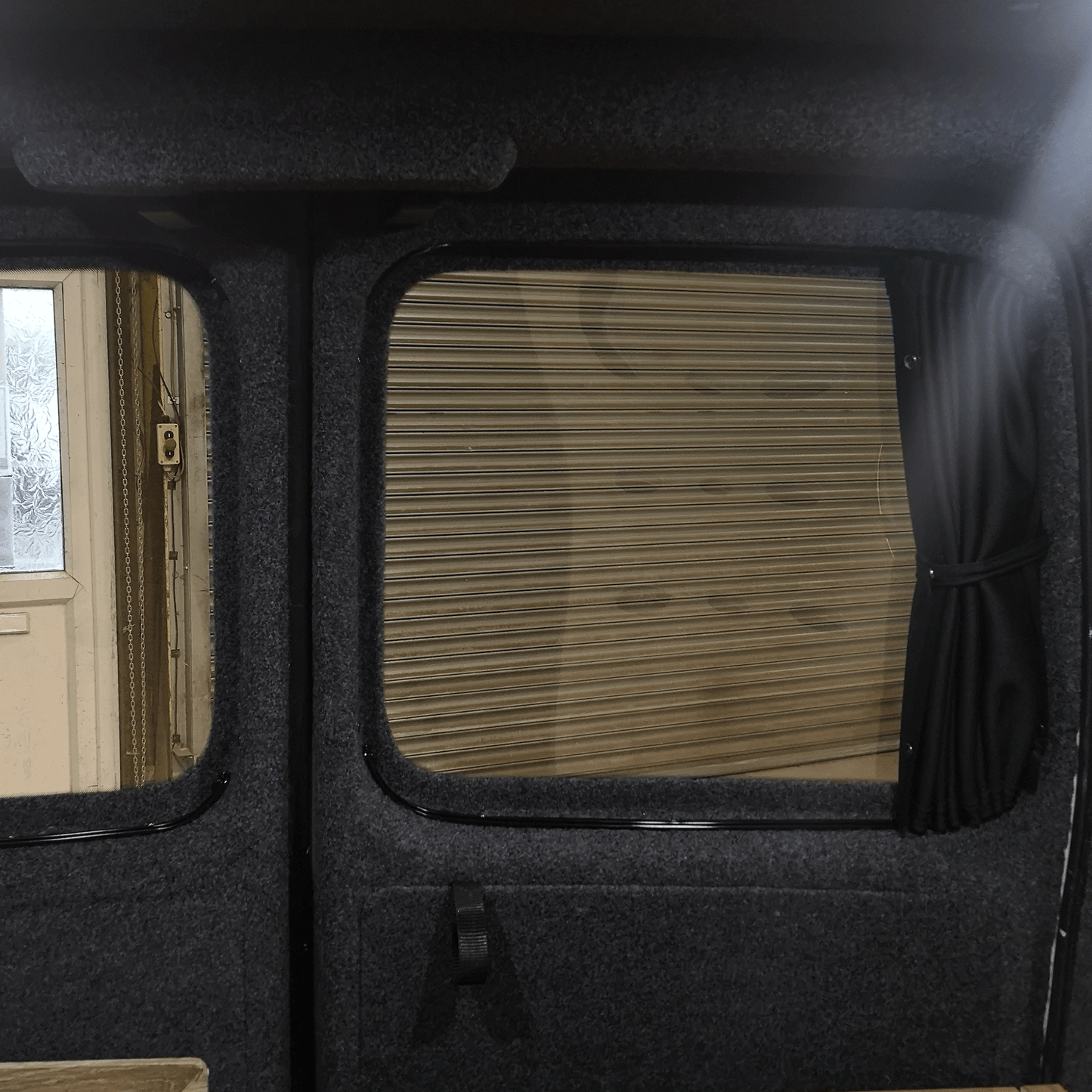 VW Caddy Premium 2 x Side Sliding Door 1 x Barndoor Window Curtains Van-X