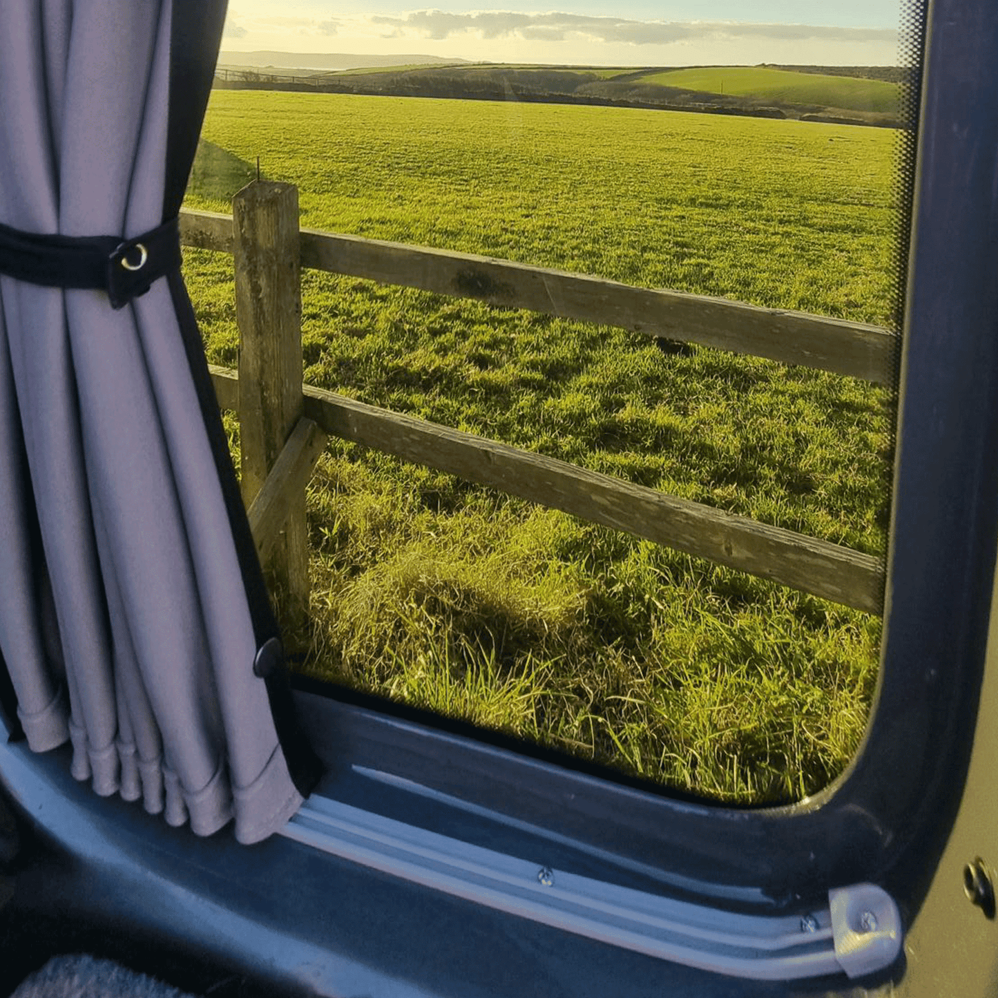 VW Caddy Premium 2 x Side Sliding Door 1 x Barndoor Window Curtains Van-X