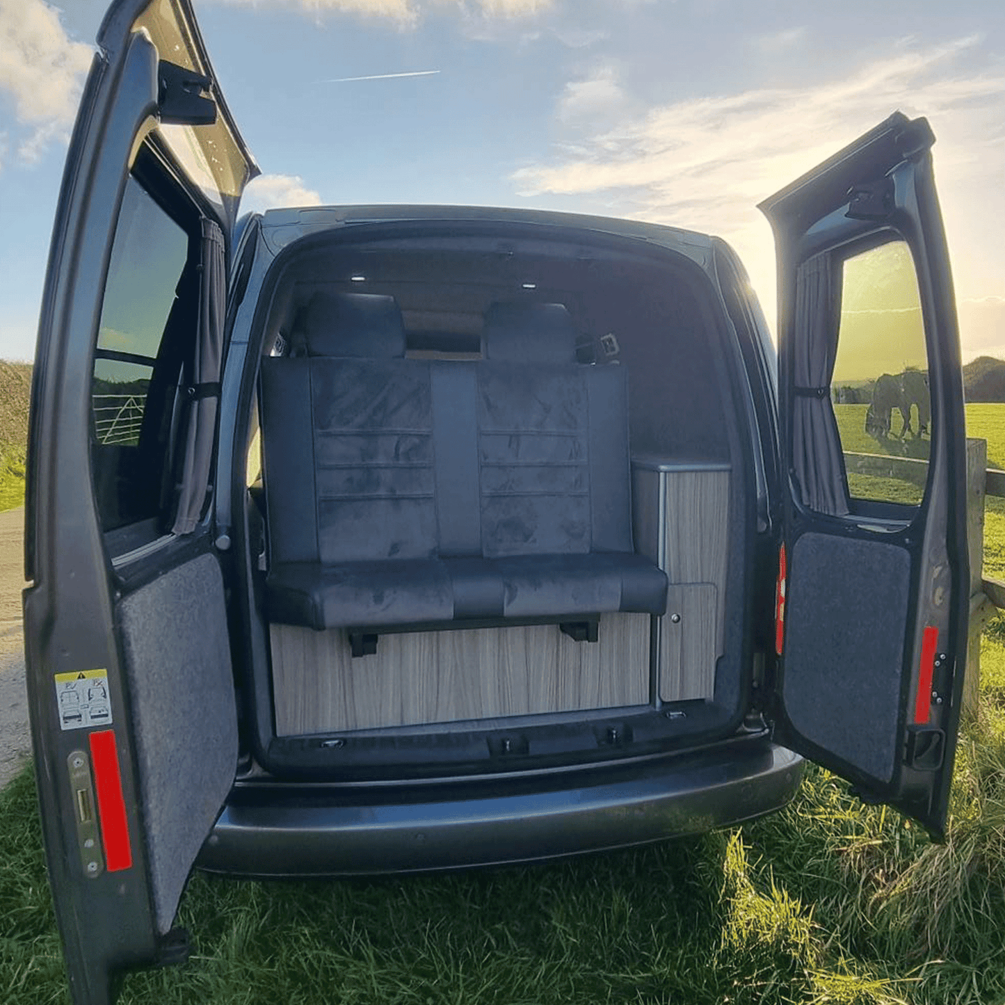 VW Caddy Premium 2 x Side Sliding Door 1 x Barndoor Window Curtains Van-X