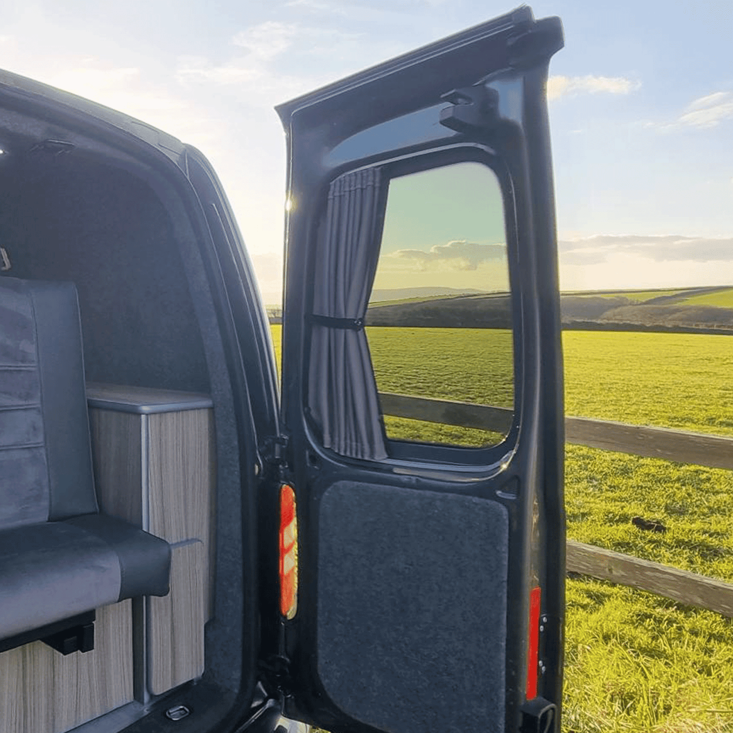 VW Caddy Premium 2 x Side Sliding Door 1 x Barndoor Window Curtains Van-X