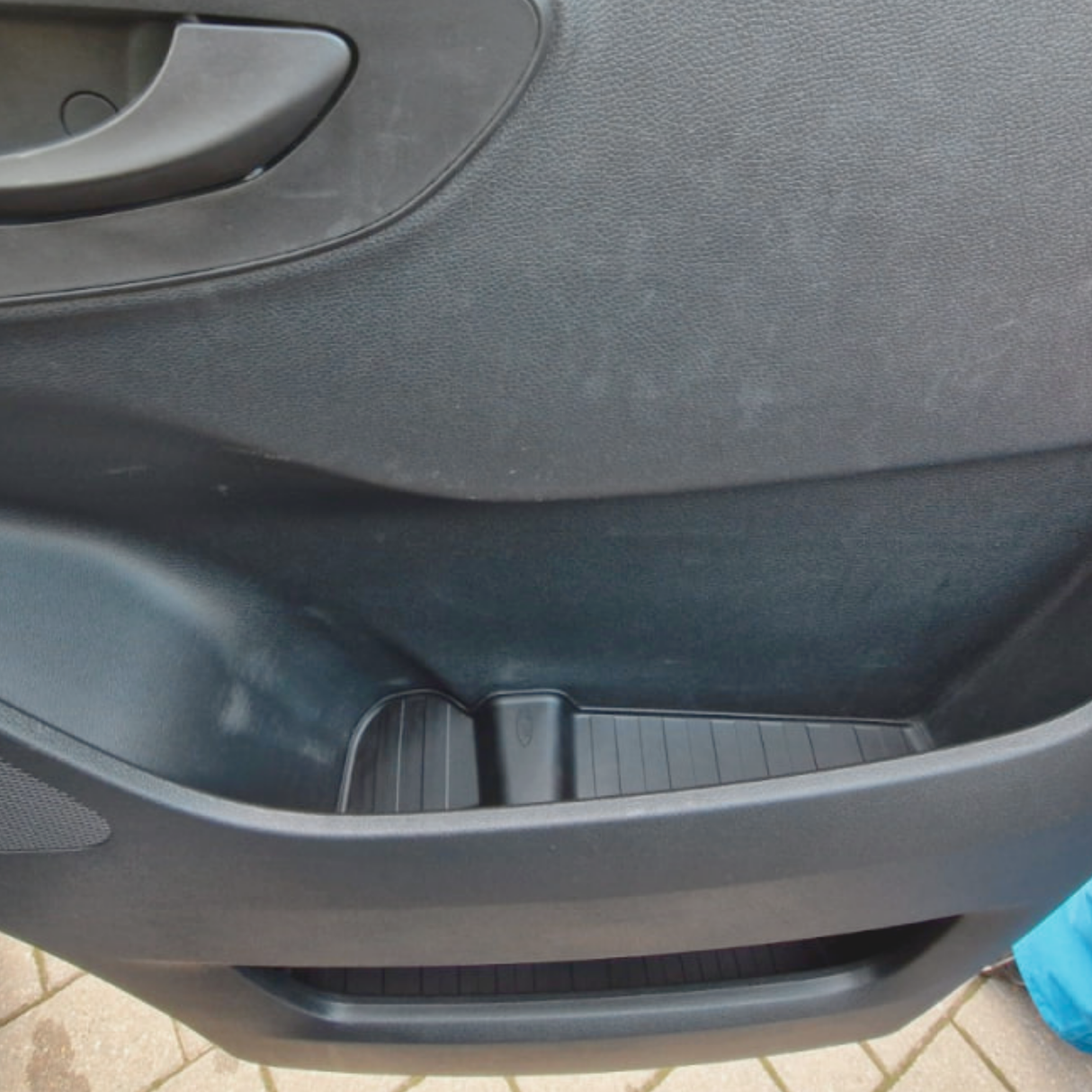 For Mercedes New Sprinter 907 Rubber Door Pocket Inserts Black - Van-X