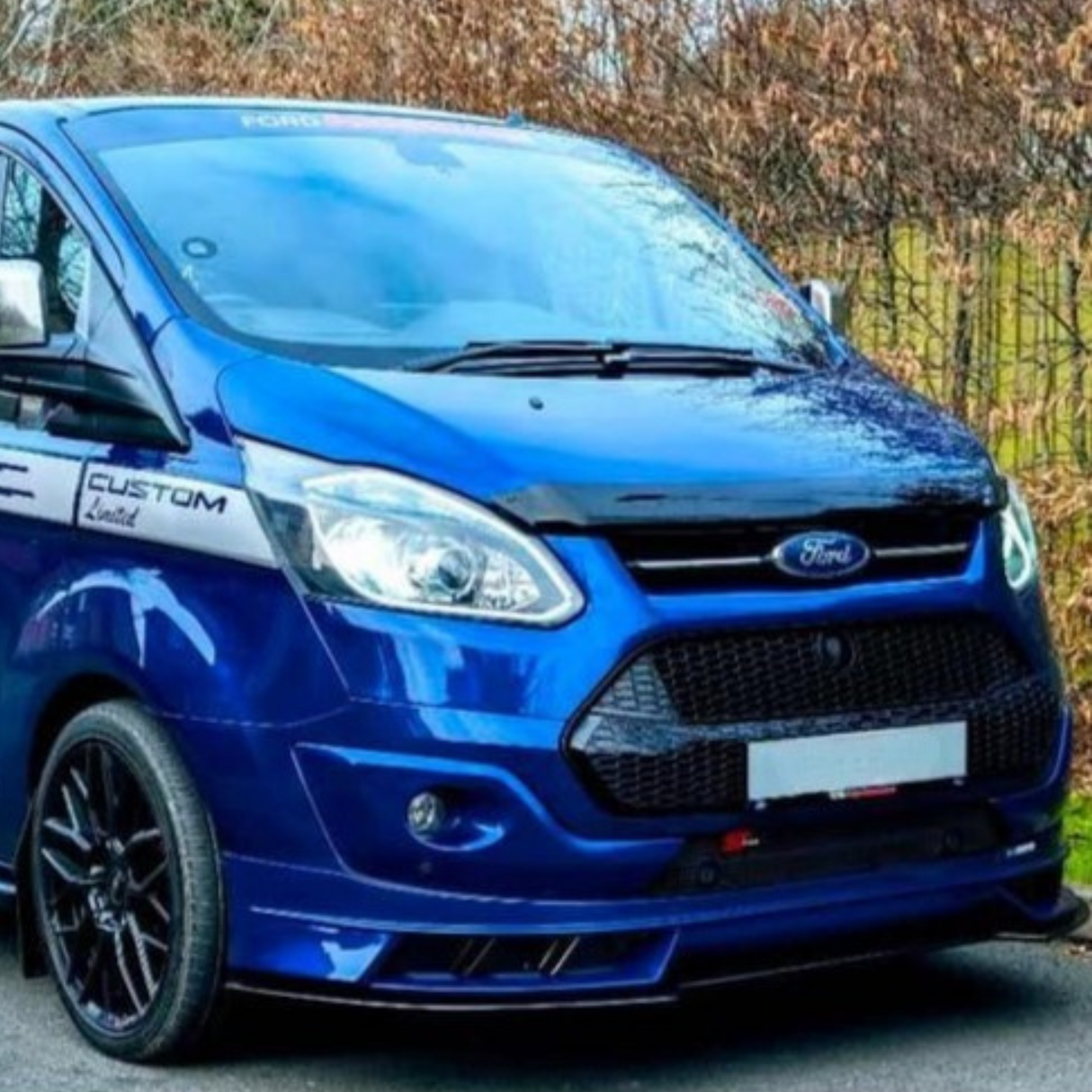 Airson Ford Transit Custom Front Grille Honeycomb atharraichte 2012 - 2018 MK1 Matte Black air a pheantadh agus deiseil airson uidheamachadh