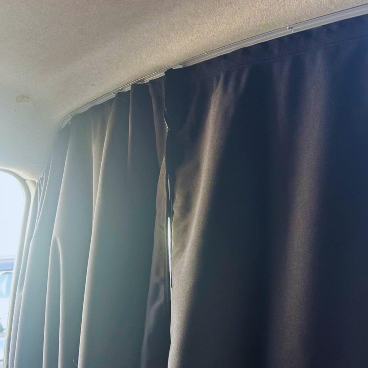 VW T3 Transporter Cab Divider Curtain Kit with Rail | Premium Quality Divider for T3 Van, Easy Install & Durable - Van-X