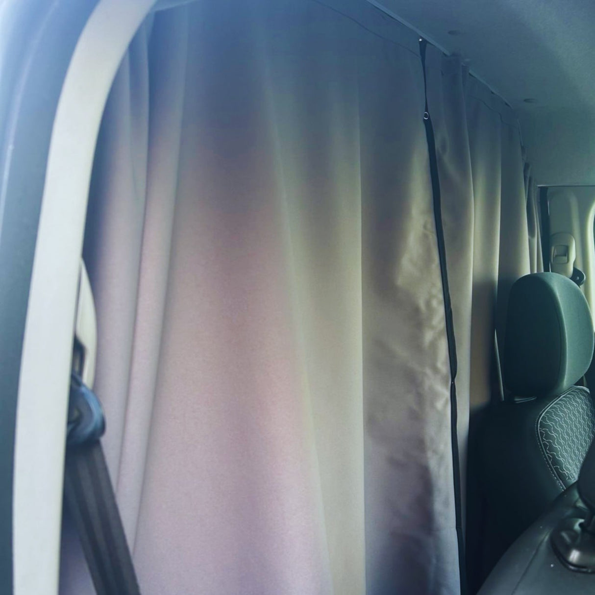 Mercedes Dodge Sprinter Cab Divider Curtain Kit with Rail | Premium Quality Divider for Mercedes Dodge Sprinter, Easy Install & Durable - Van-X