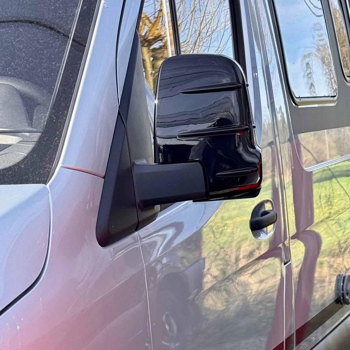 For Mercedes Sprinter 907 Wing Mirror Covers with Indicator - Gloss Black (Set of 2) - Replacement Caps for 907 Models