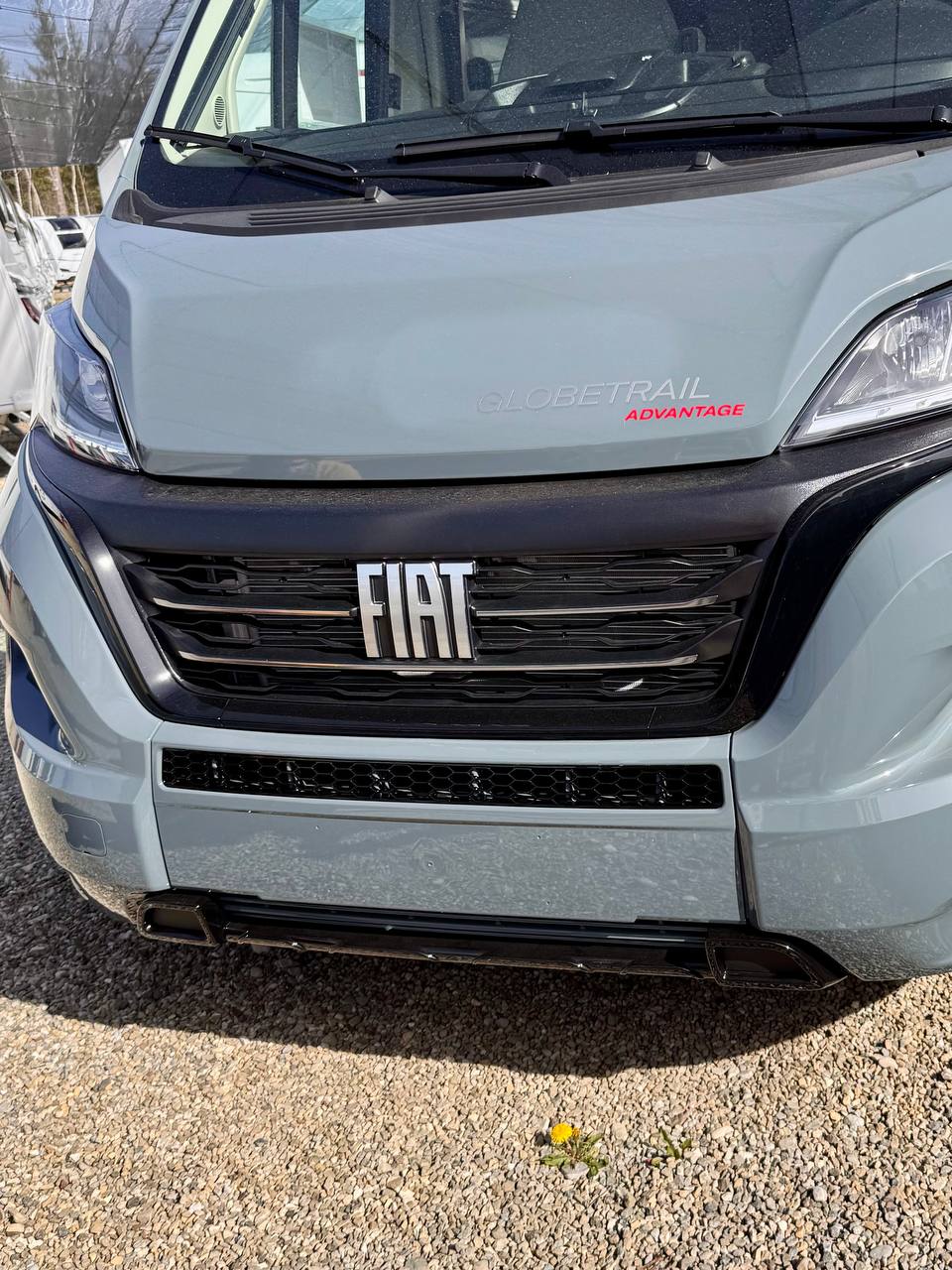 For Vauxhall Movano Bumper Honeycomb - Gloss Black, No Parking Sensors Replacement