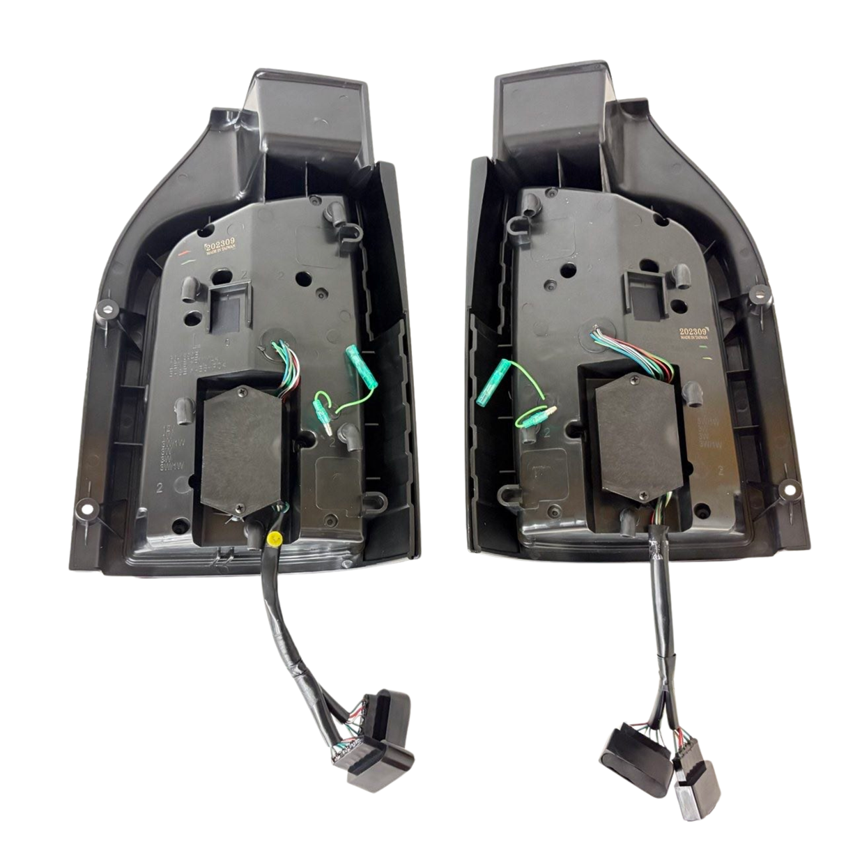 For VW T6 Transporter (2015–2020) Barndoor Smoked Full Frame LED Rear Lights – Van-X