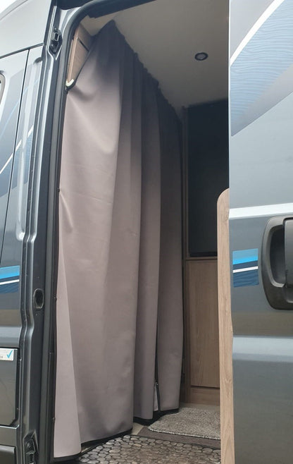 Ùr airson Citroen Relay Motorhome, Campervan, Maxi-Cab Divider Premium Curtain With Rail
