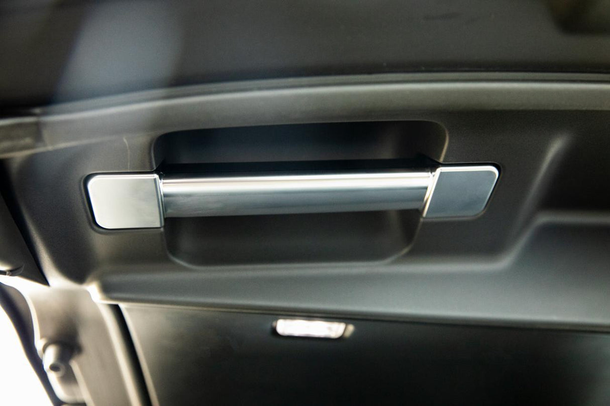 Range Rover Vogue / Range Rover Sport Boot Lock + Grab Handle