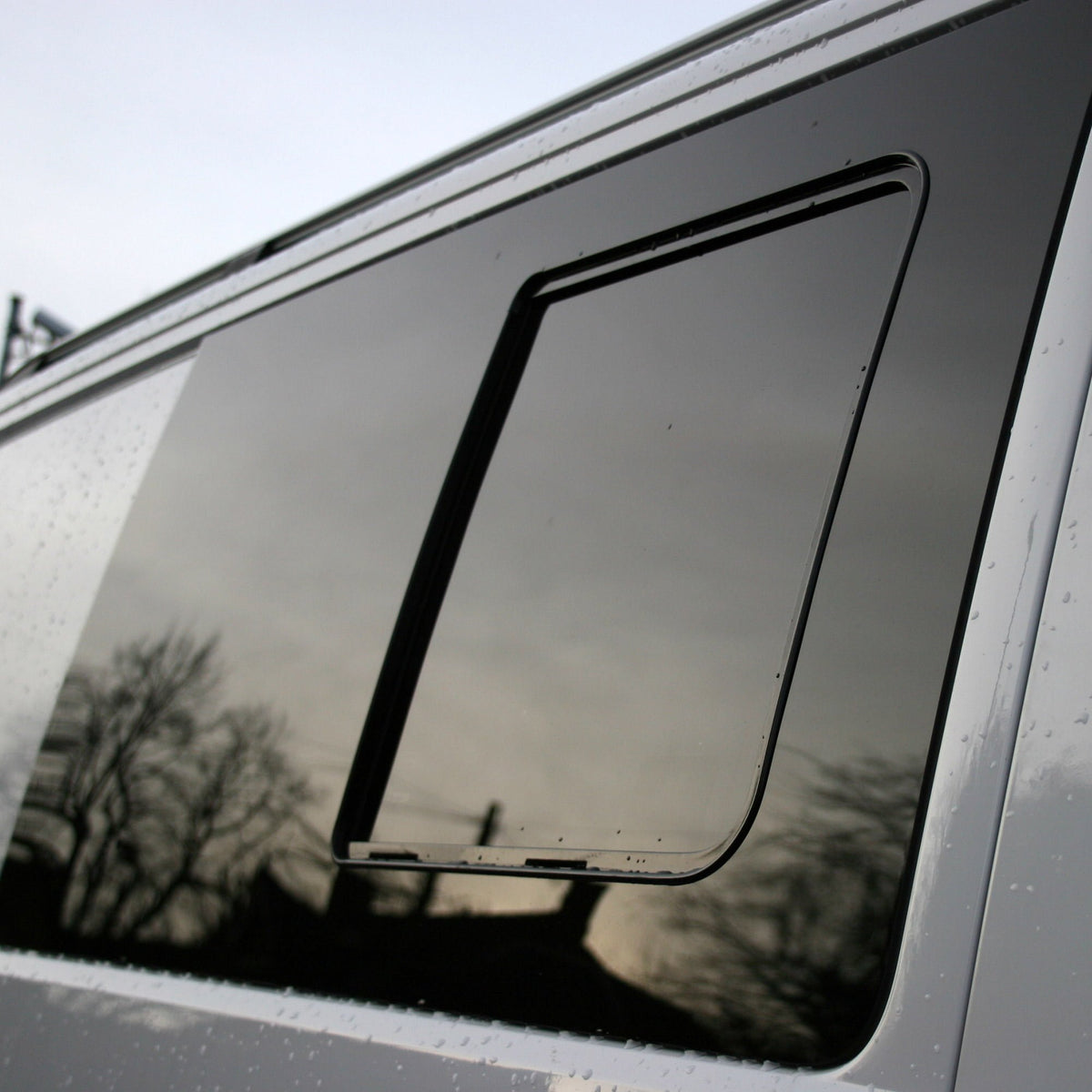 Limo Window VW T6 Transporter Glass Side Sliding Window Tinted/Limo Glass – Van-X