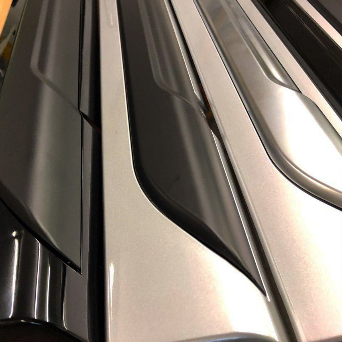 VW T5, T5.1 LWB Side Skirts Reflex Silver Plastic Painted and Ready to Fit (B-Grade)