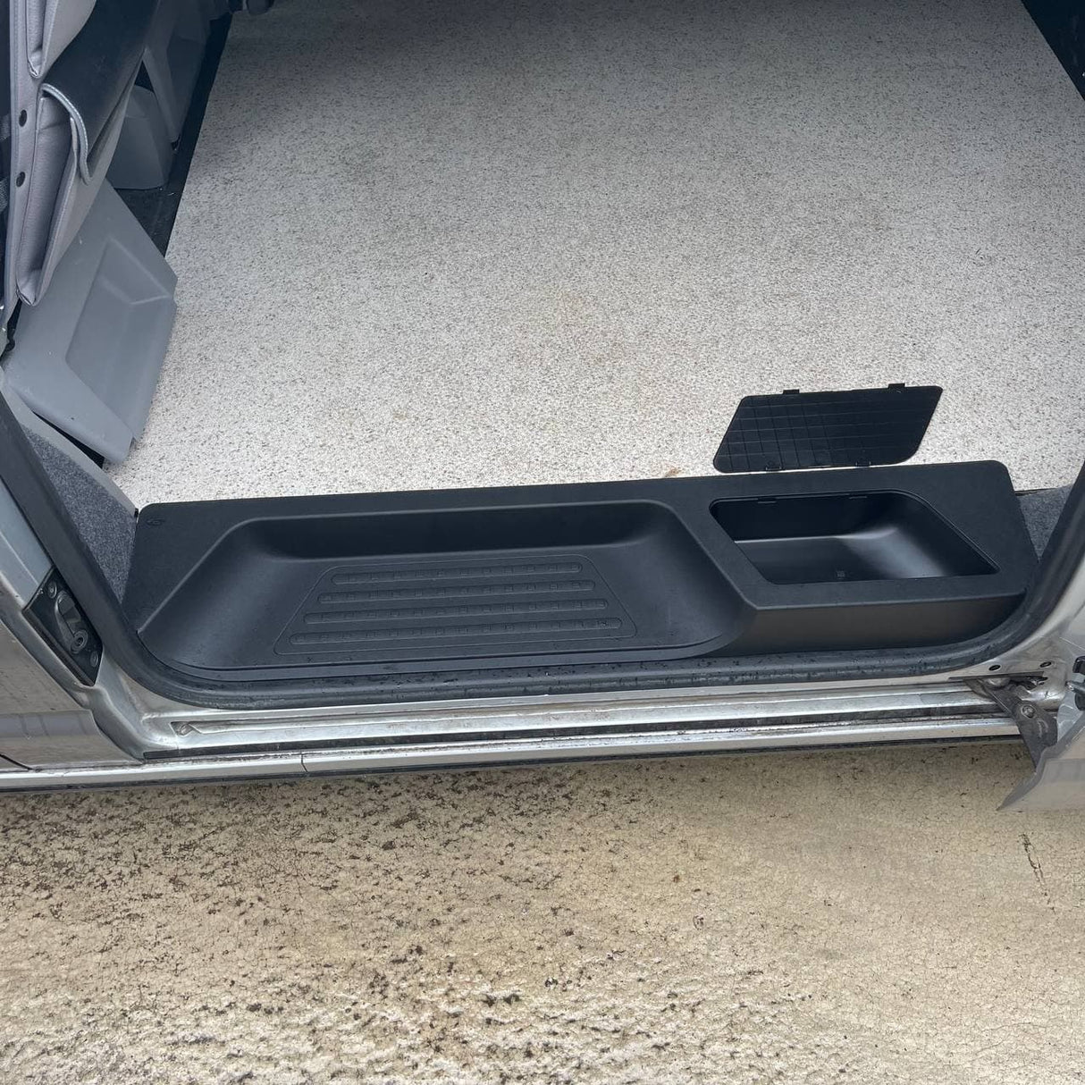 VW T5, T5.1 Transporter Side Loading Door Step V3 17mm Extra Deep with Storage Compartment (B-Grade)