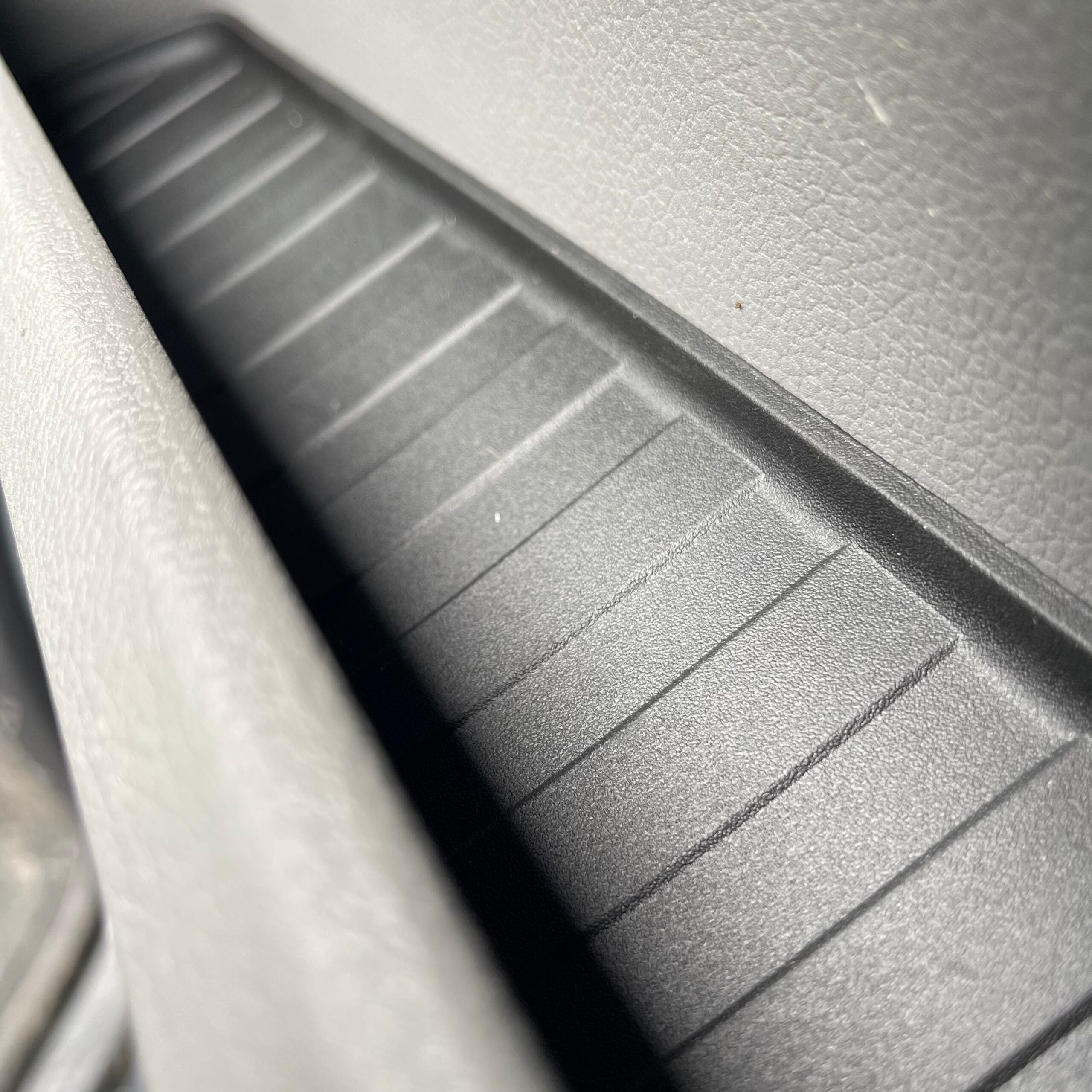 Van Inserts VW T6.1 Transporter Rubber Door Liner Pocket Inserts Black Campervan C ...