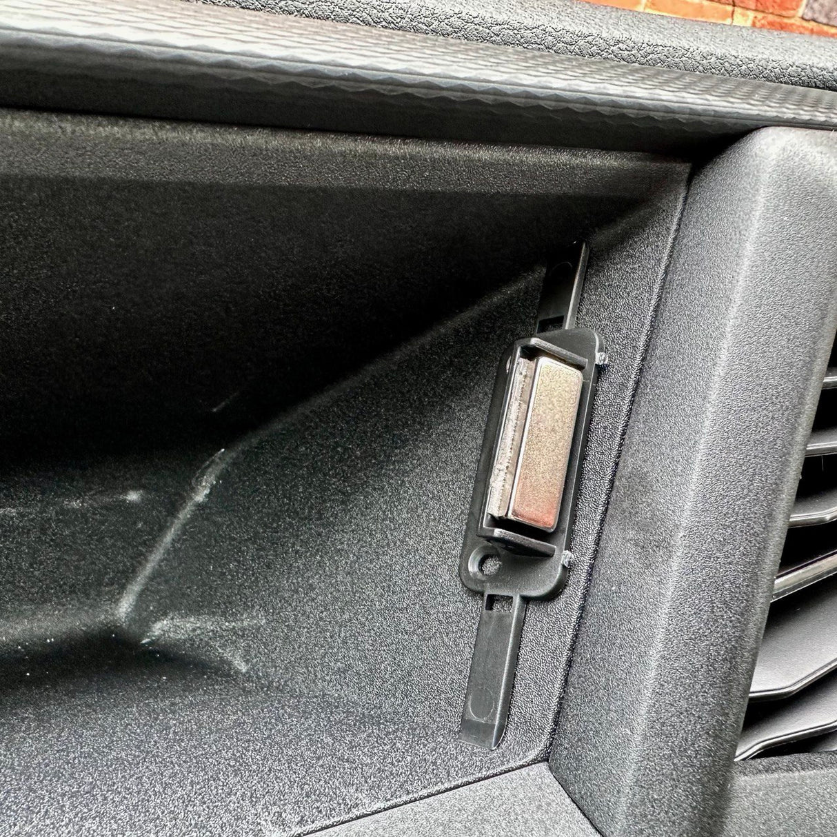 For VW Transporter T6.1 Van, Campervan, Gloss Black - Glove Box Magnetic Lid