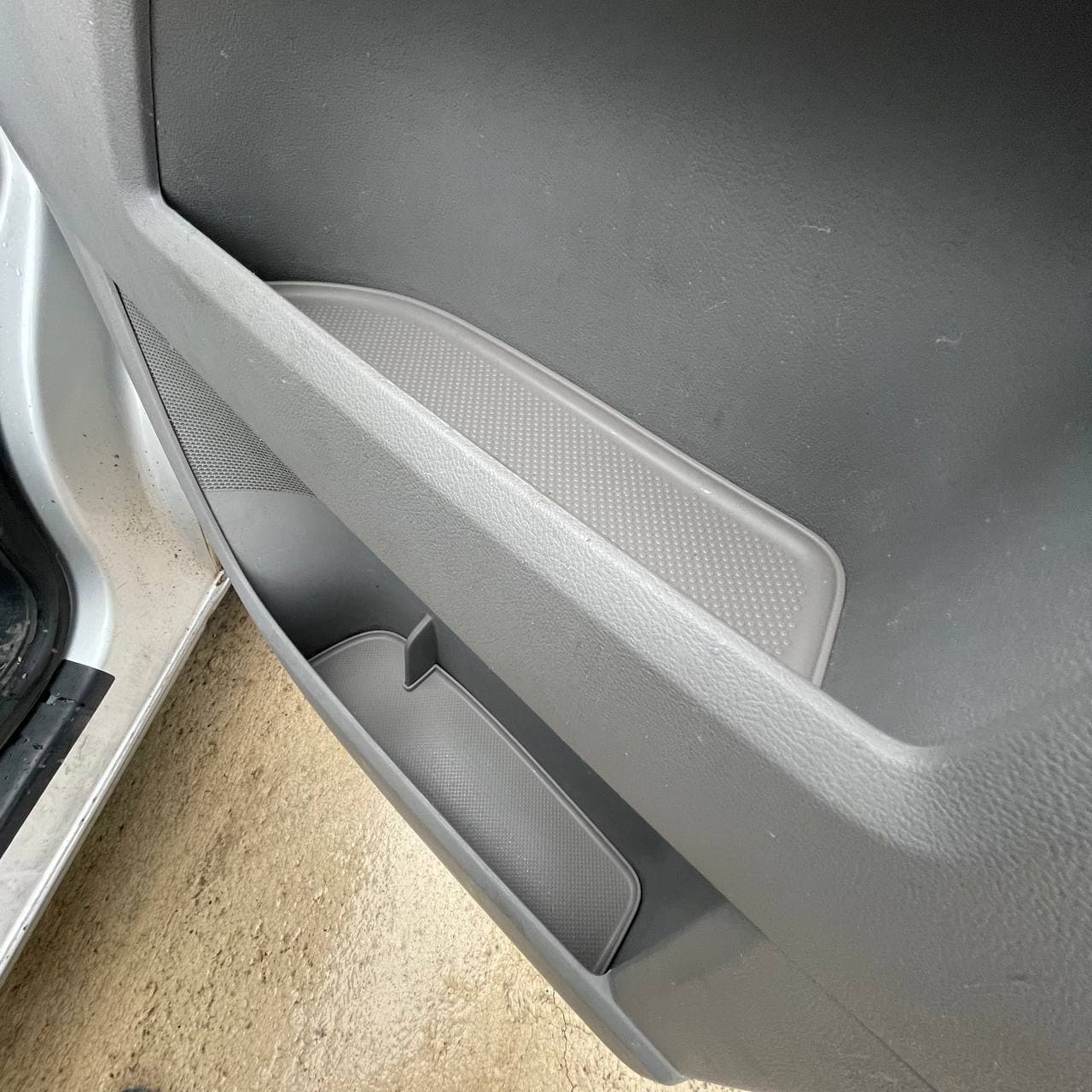 VW T5, T5.1 Door Pocket Inserts, Rubber, Door Liner (Light Grey) Double Passenger + Driver Interior Styling