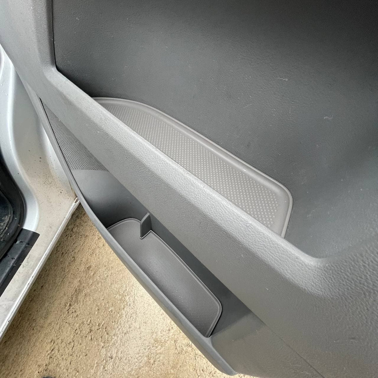 VW T5, T5.1 van campervan Door Pocket Inserts, Rubber, Door Liner ( Light Grey) Both Captain Seats Interior Styling ideal gift