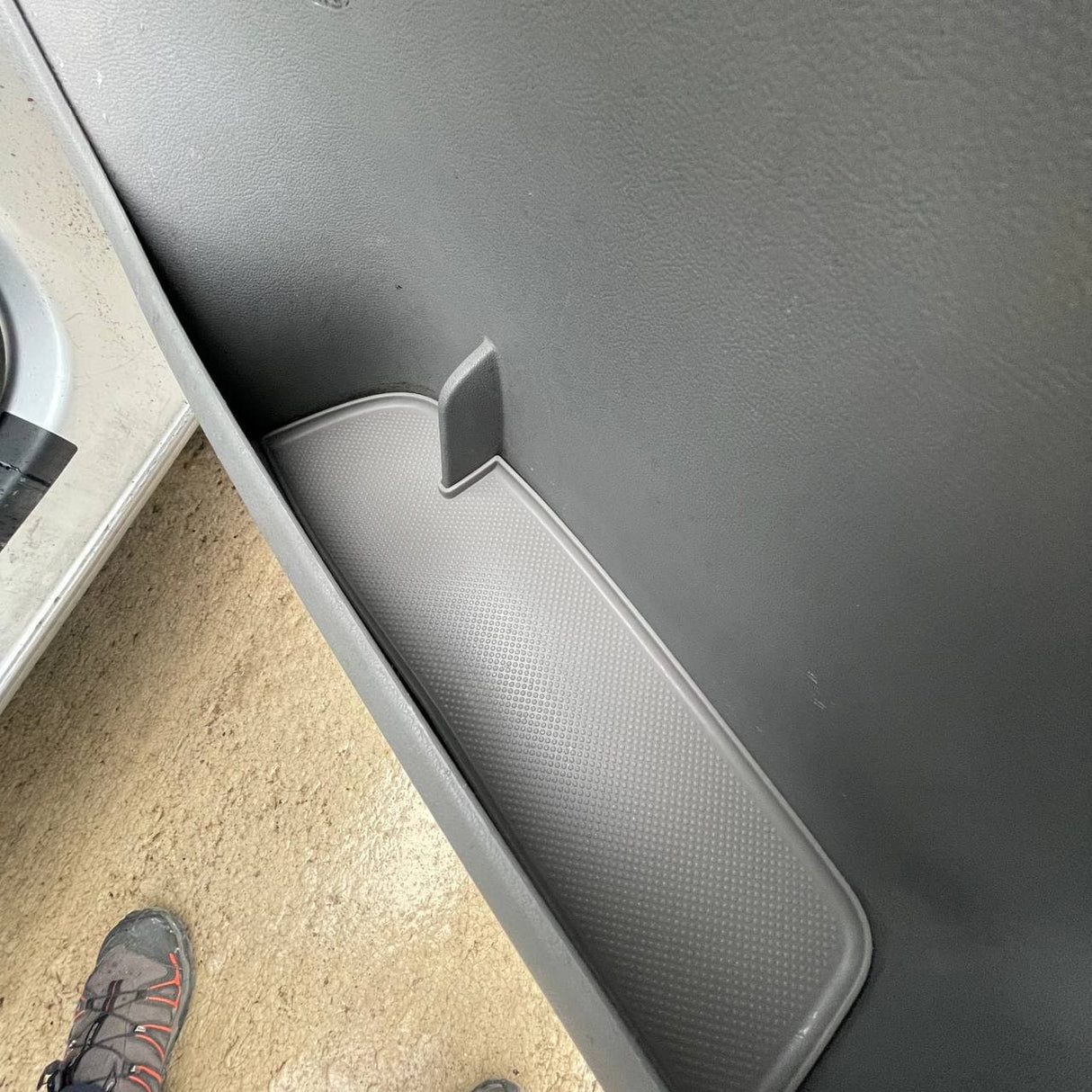 VW T5, T5.1 van campervan Door Pocket Inserts, Rubber, Door Liner ( Light Grey) Both Captain Seats Interior Styling ideal gift