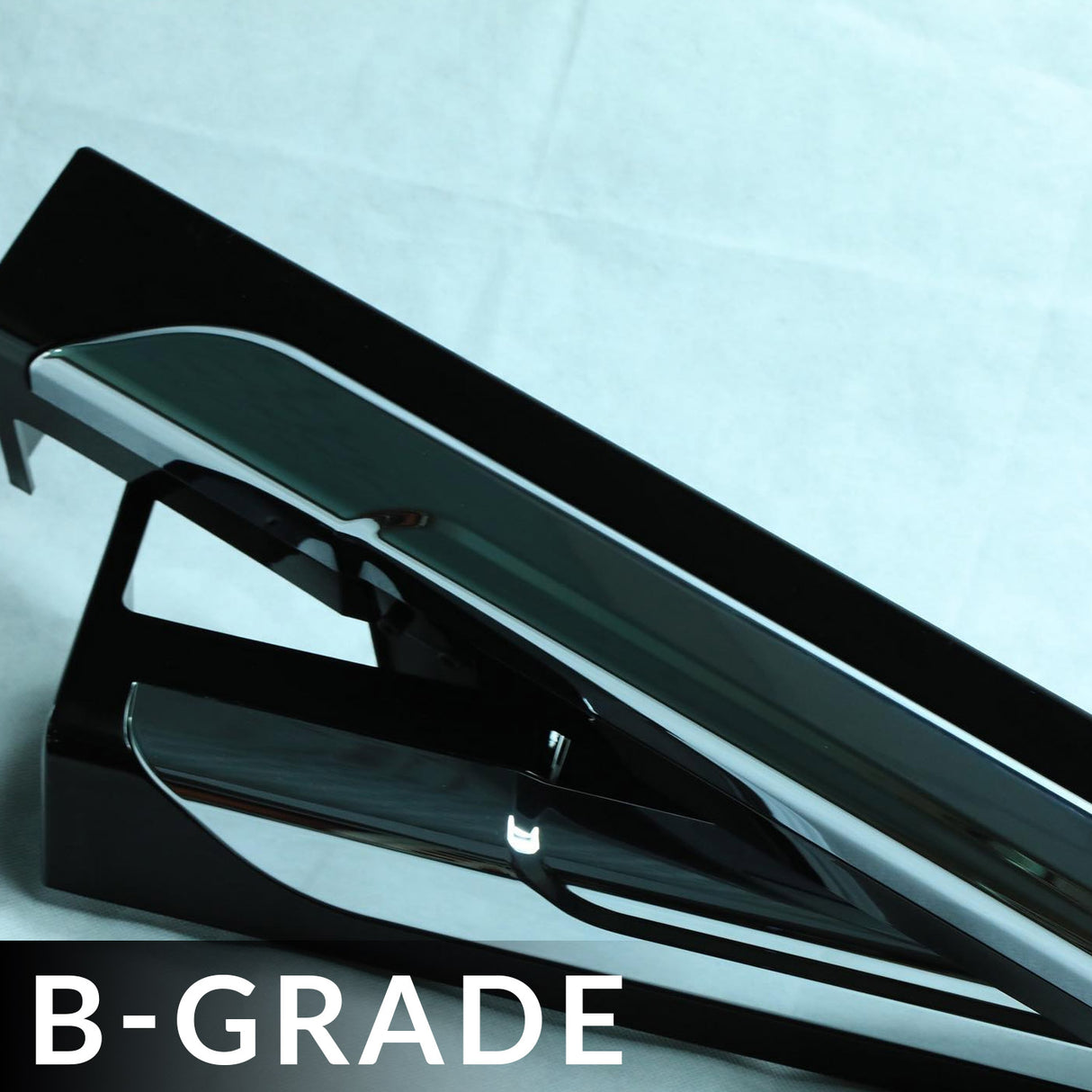 VW T5, T5.1 LWB Side Skirts Deep Black Plastic Painted and Ready to Fit (B-Grade)