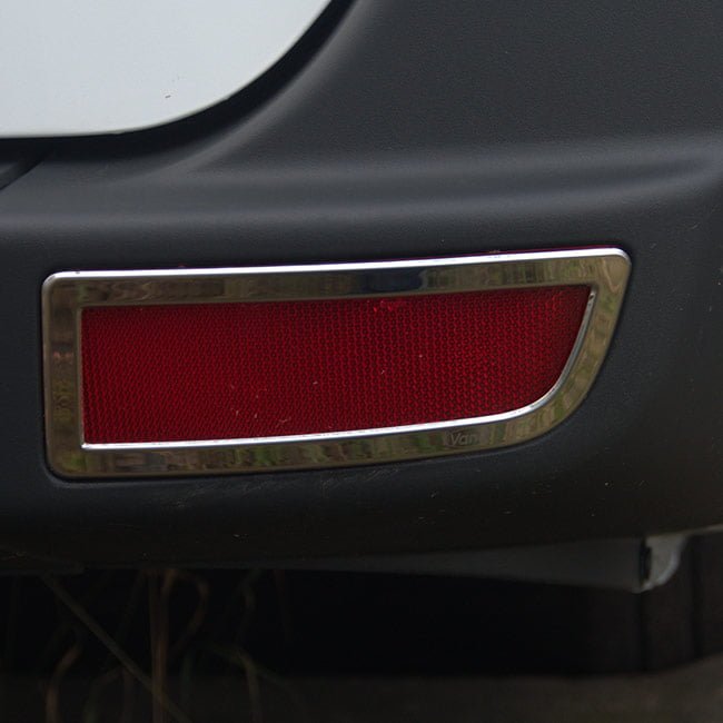 Mercedes Dodge Sprinter Race Van Camper Van Rear Bumper Reflector Trim ...