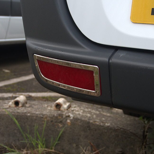Mercedes Dodge Sprinter Race Van Camper Van Rear Bumper Reflector Trim ...