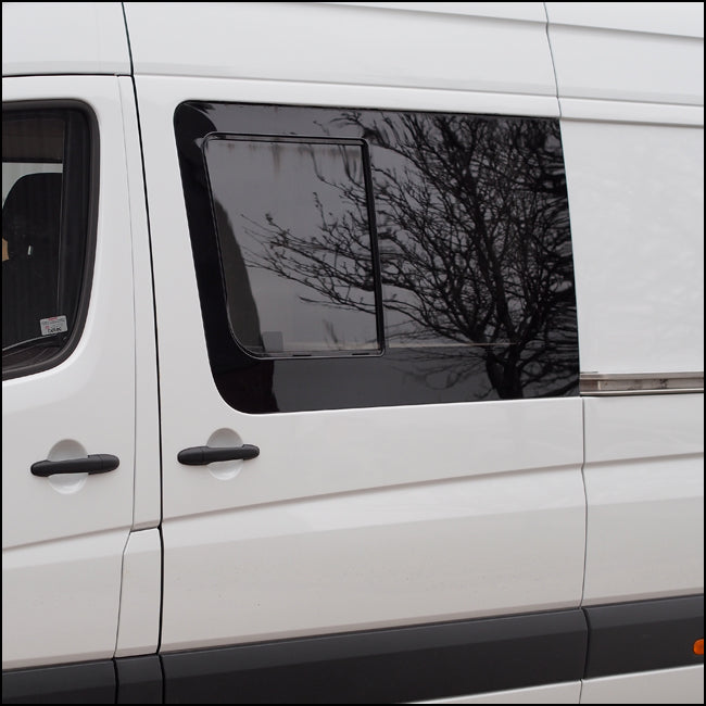 Side Window Sliding Glass for Mercedes Sprinter SWB-6375