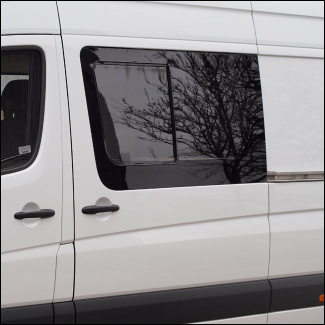 Side Sliding Window for Volkswagen Crafter - LWB - MWB-6379