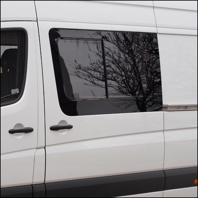 Side Sliding Window for Volkswagen Crafter SWB-6381