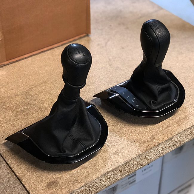 Gear knob Surround For VW T6 Transporter Manual & DSG-20892