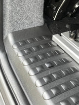 VW T6 V3 Barndoor Threshold Cover + Side Step